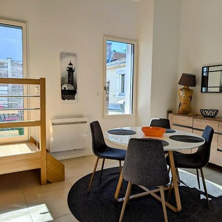 Elegante Maison De Ville Pornic Extérieur photo
