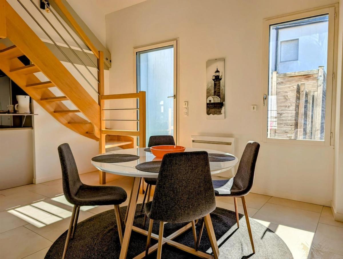 Elegante Maison De Ville Pornic Extérieur photo